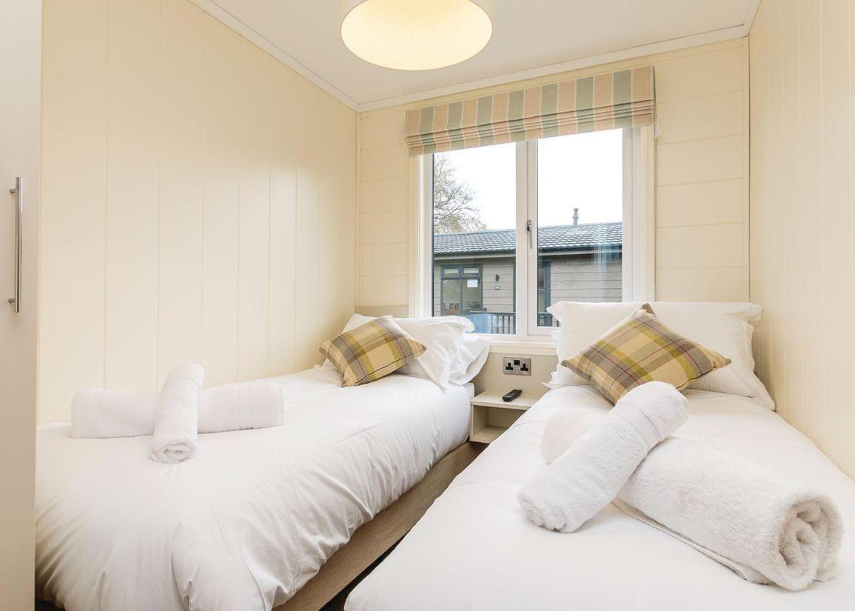 Hawkchurch Resort And Spa エクステリア 写真